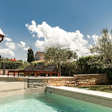 빌라 Beautiful Torre Iv With Sauna In Tar Tar-Vabriga