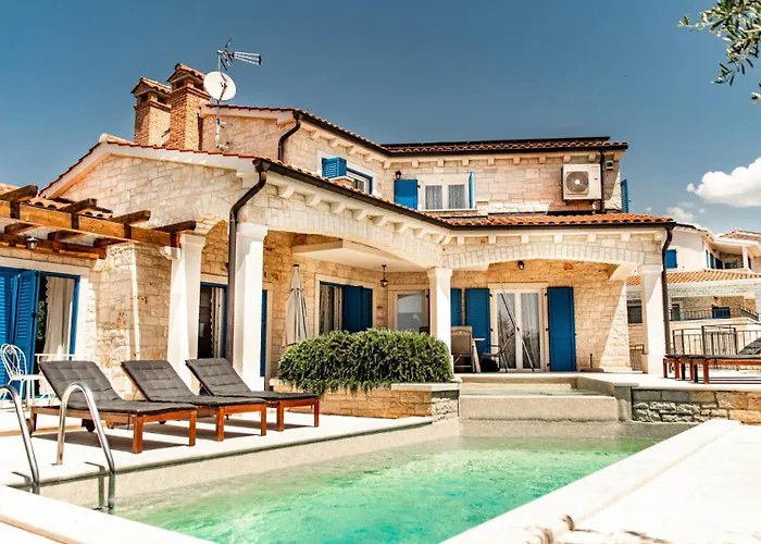 빌라 Beautiful Torre Iv With Sauna In Tar