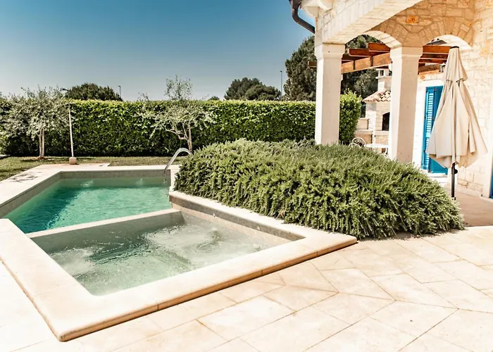 Villa Beautiful Torre Iv With Sauna In Tar *