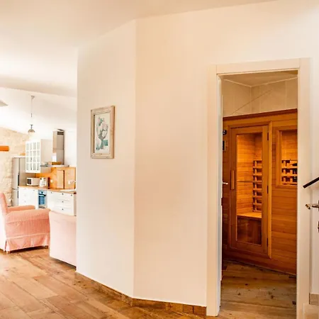 Beautiful Torre Iv With Sauna In Tar Tar-Vabriga