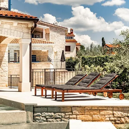 Villa Beautiful Torre Iv With Sauna In Tar Tar-Vabriga