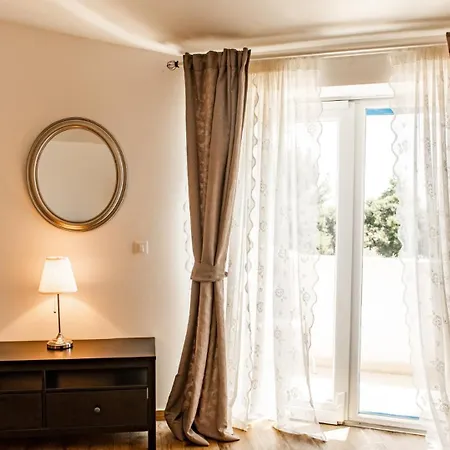 Beautiful Torre Iv With Sauna In Tar Villa *